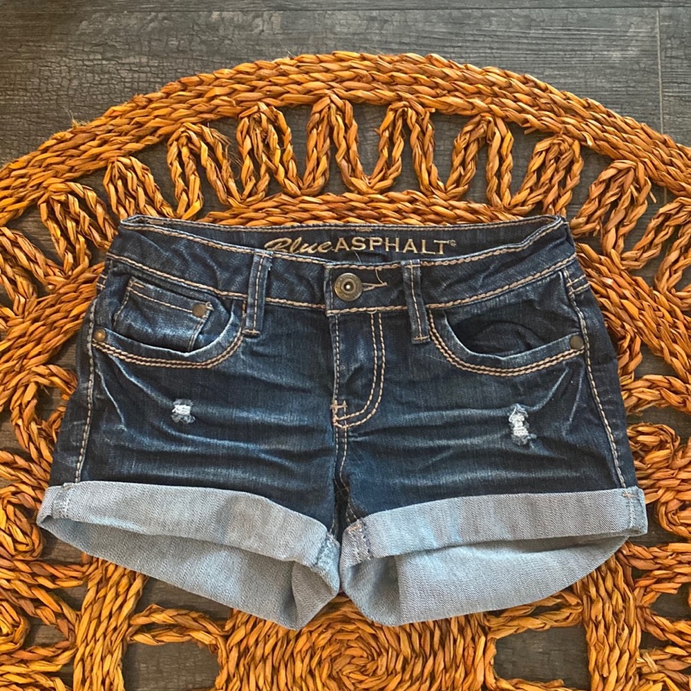 Blue Asphalt, Size 0 - Dark Wash Jean Shorts